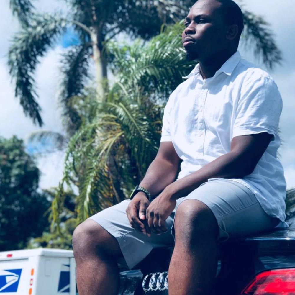 Meet your Posher, Laron